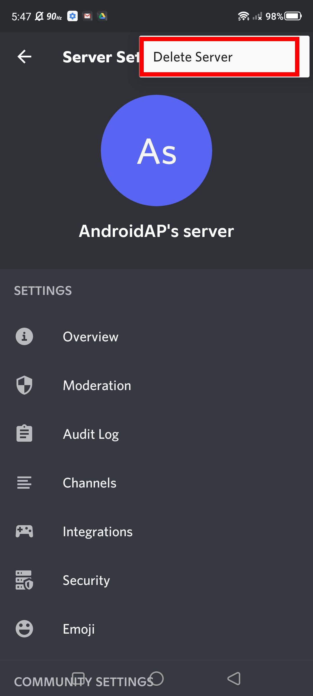 Screenshot of the Delete Server option on the Discord Android app
