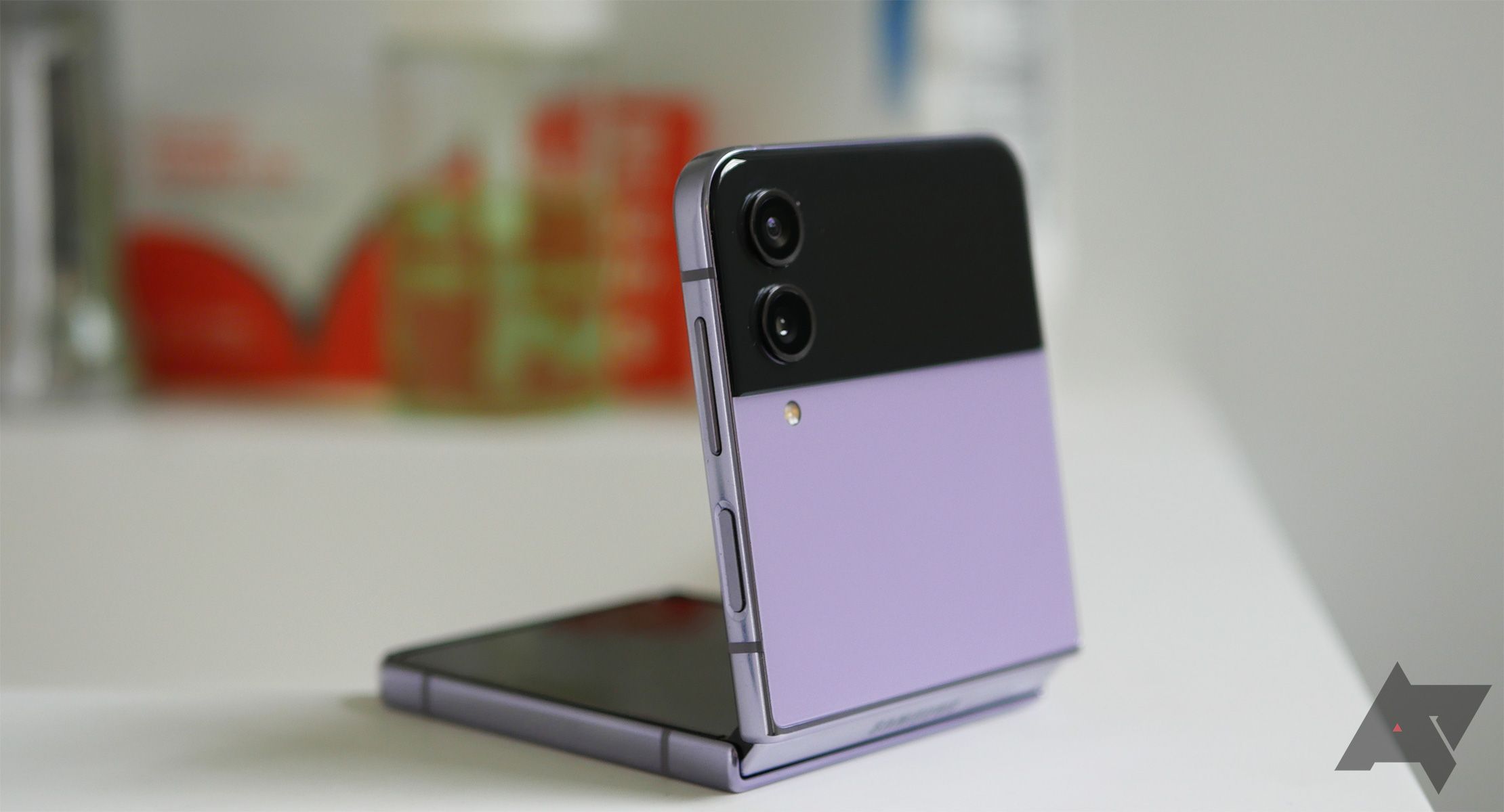 These Samsung Galaxy Z Flip 5 renders bring that 'tabbed