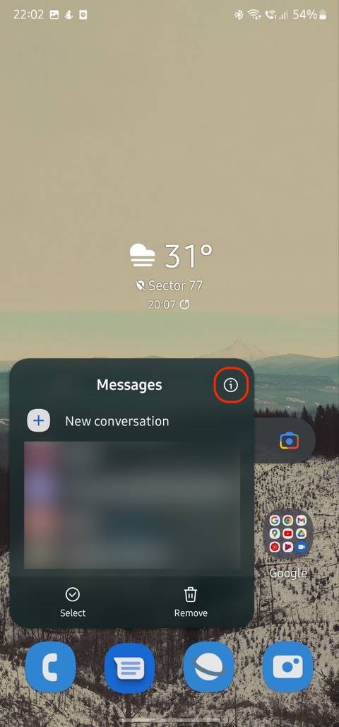 red circle outline over i icon on the homescreen