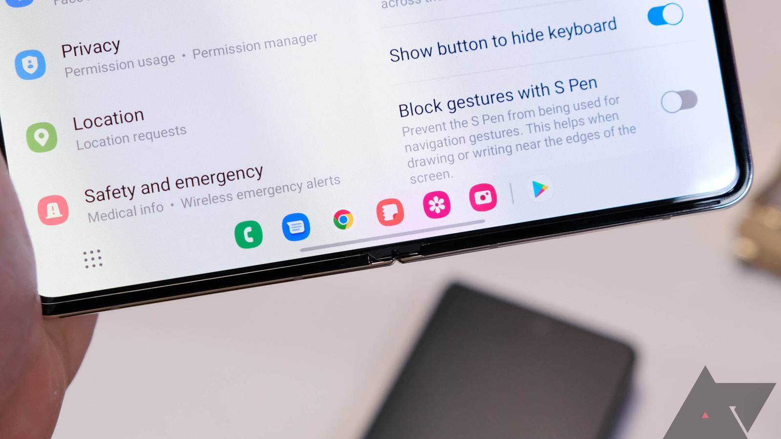 Mobile Interface Menu Taskbar Android 15 contains code for a mini taskbar that works on phones