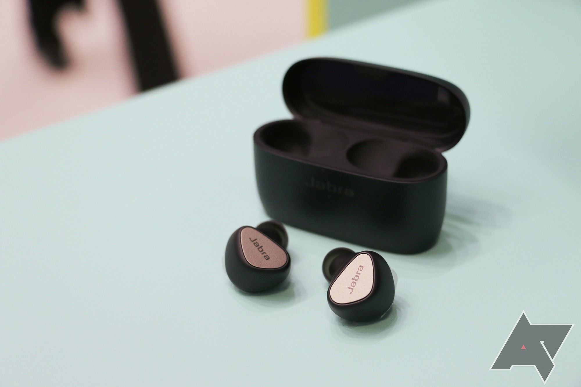 Jabra Elite 5 ブラック Get support for Jabra Elite 5