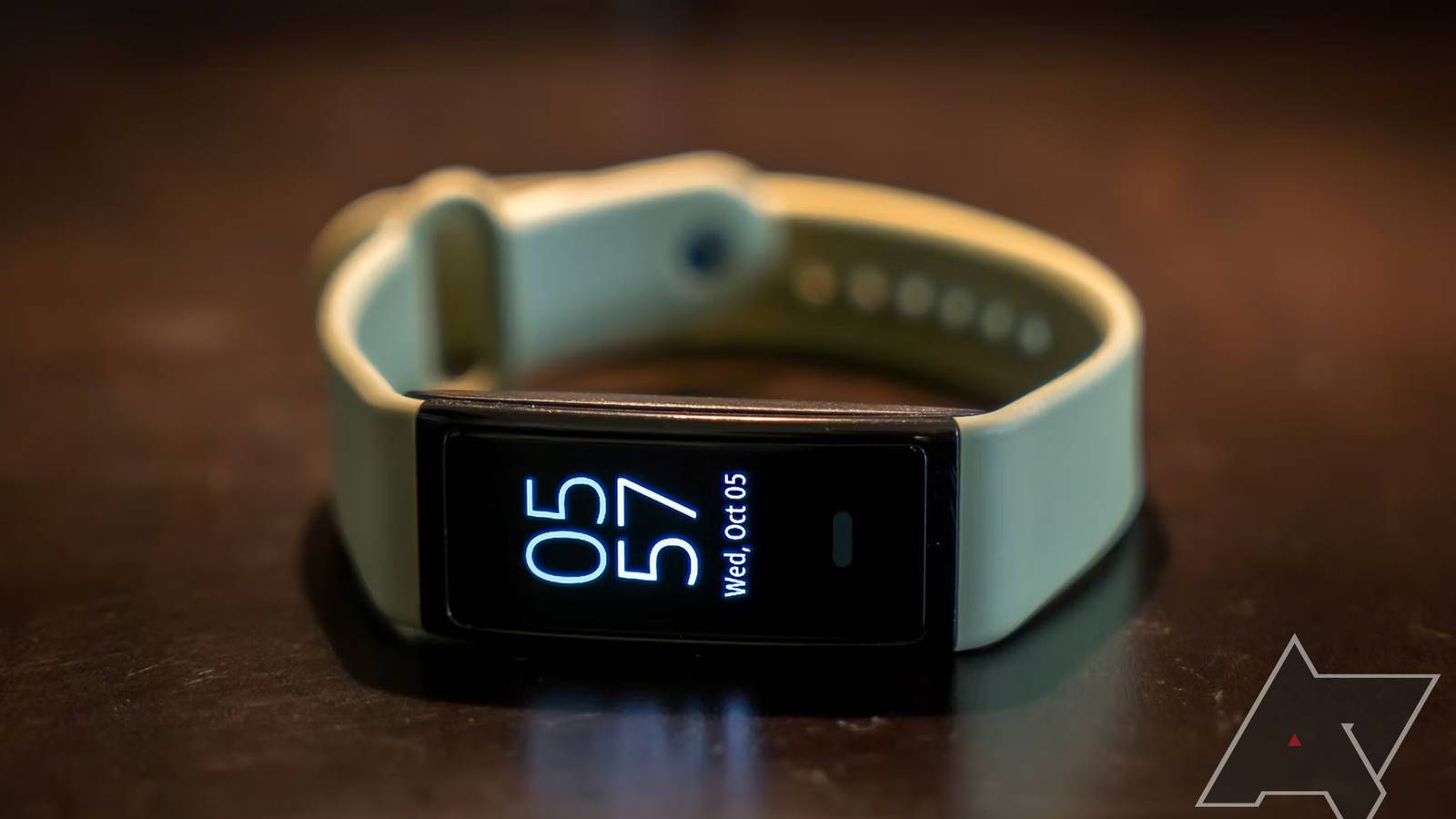 Amazon Halo View review: A lightweight fitness tracker tied  display picture 2