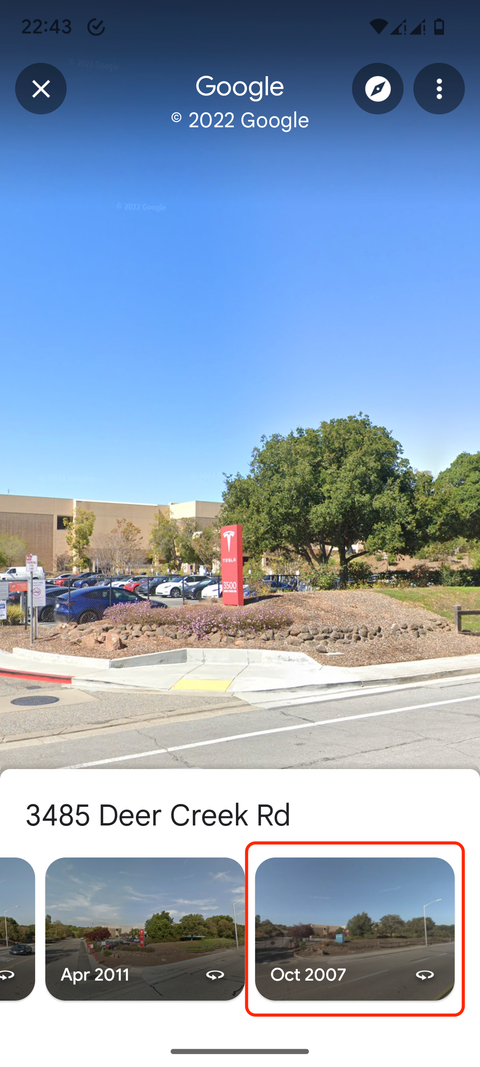 Highlighting the oldest Timelapse date for a location using the Google Maps app on Android