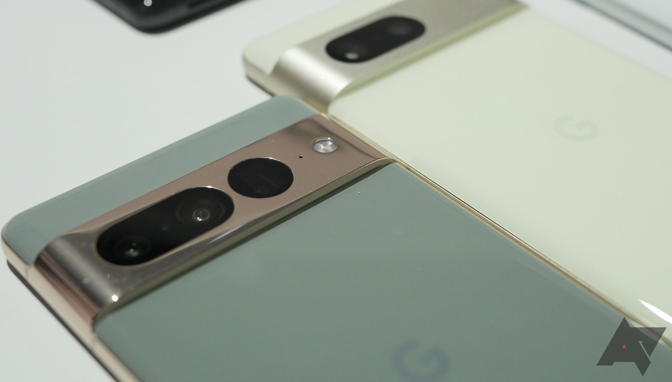 Google Pixel 7 Pro オリーブグリーン Amazon.com: Google Pixel 7 5G 128GB 8GB RAM 24-Hour Battery