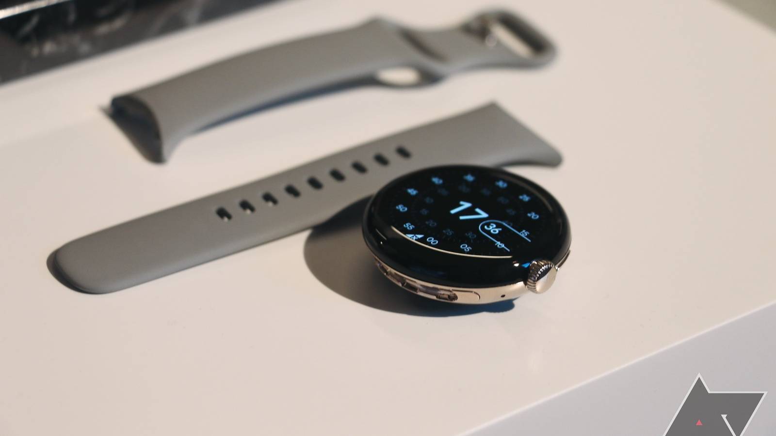 Can you use normal watch straps with the Google Pixel Watch?