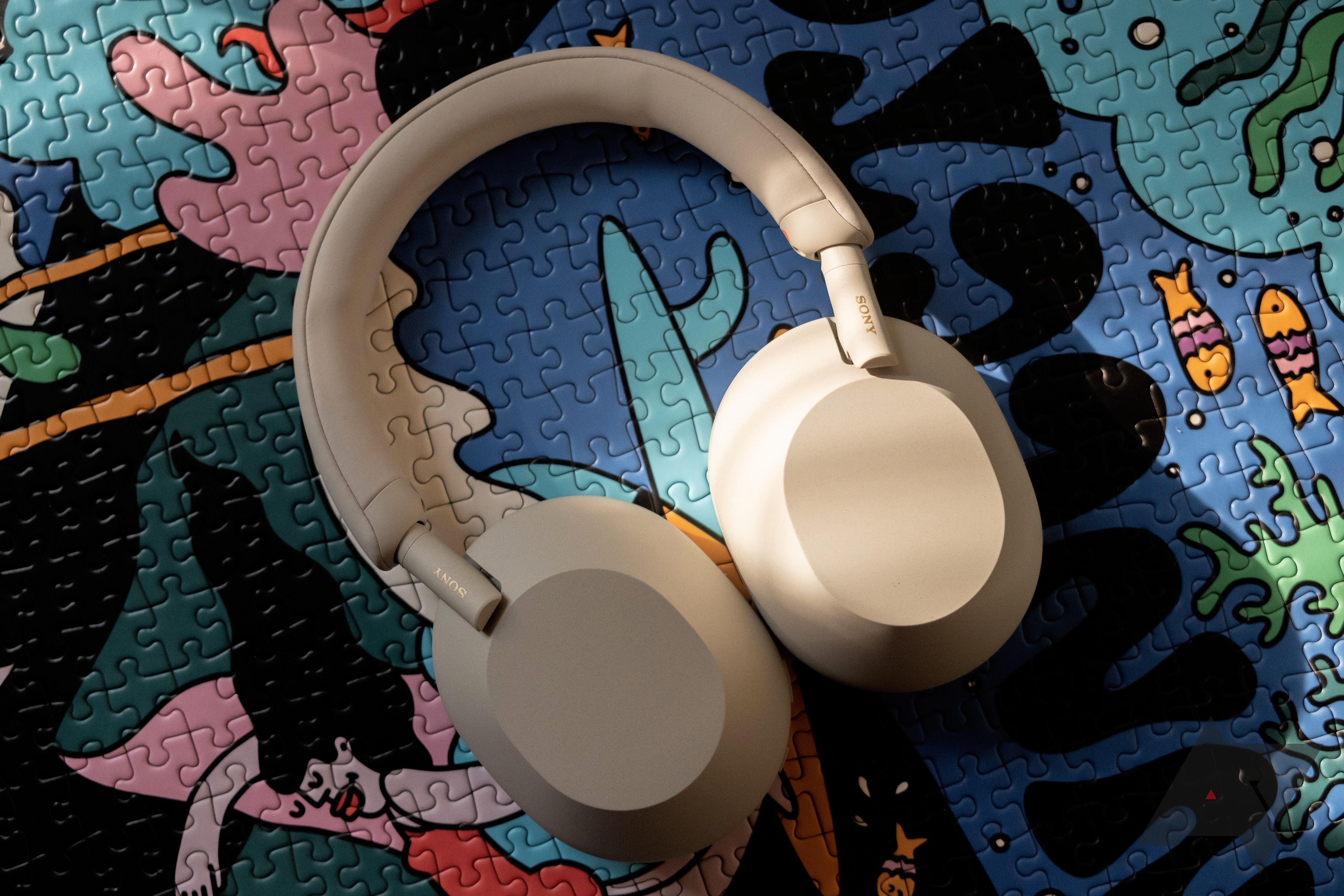 The Sony WH-1000XM5 are Android Police's 2022 headphones of the year