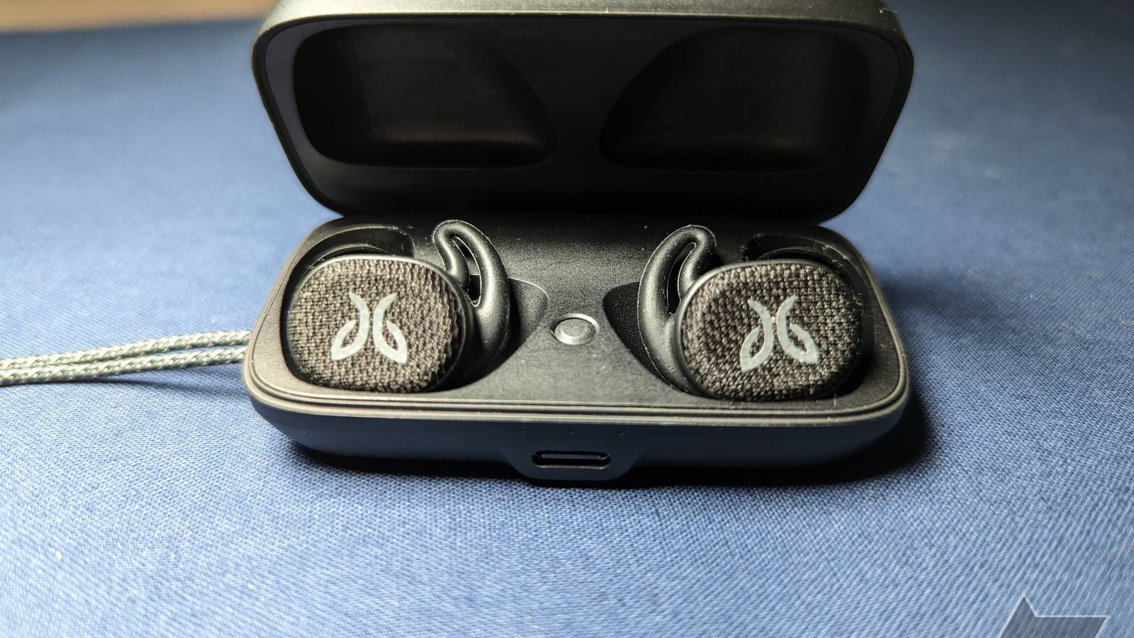 Do Jaybird Vista have active noise cancelling (ANC)?