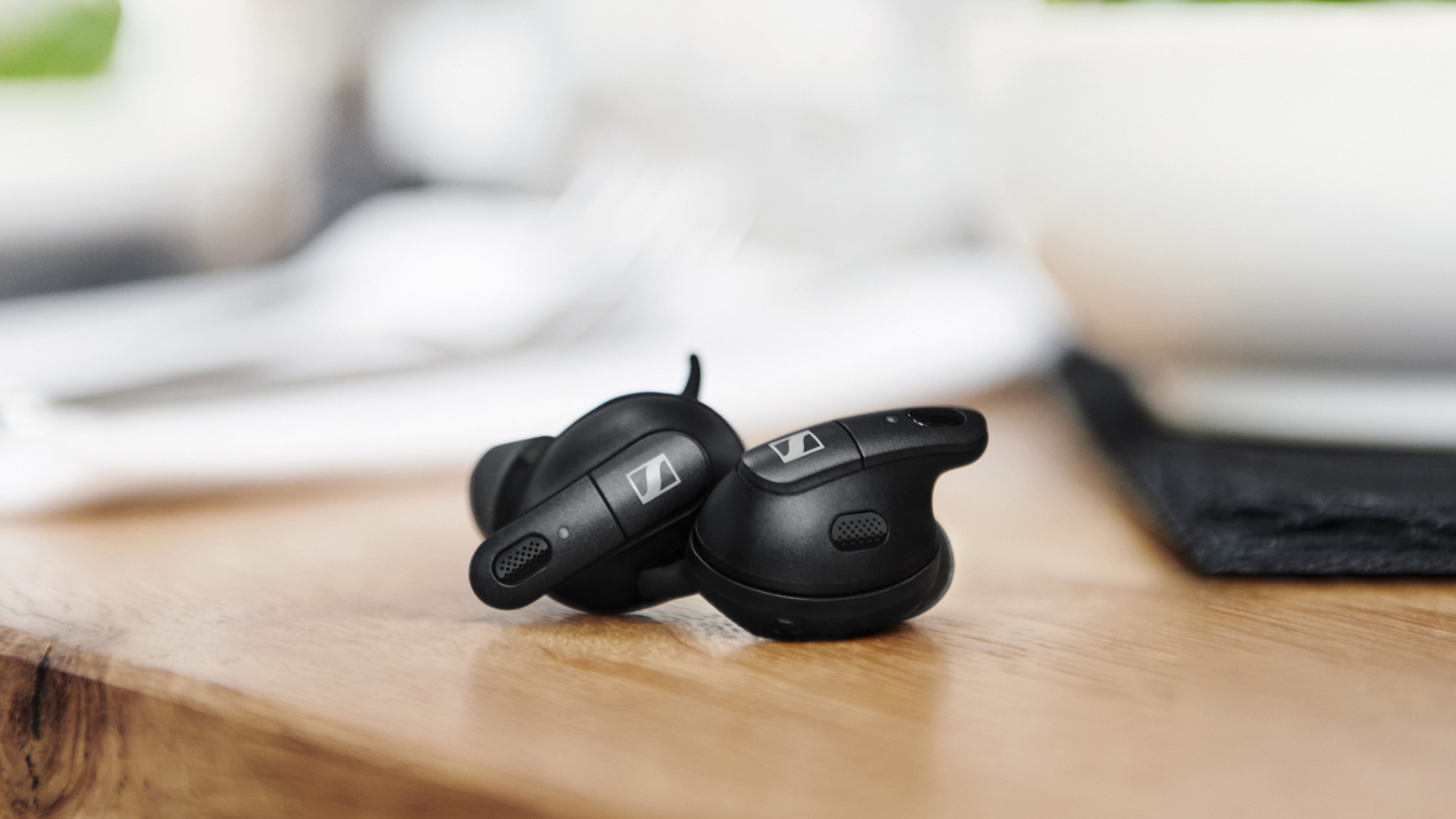 sennheiser-conversation-clear-