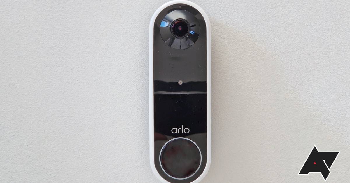 Do Arlo Essential devices need a base station?