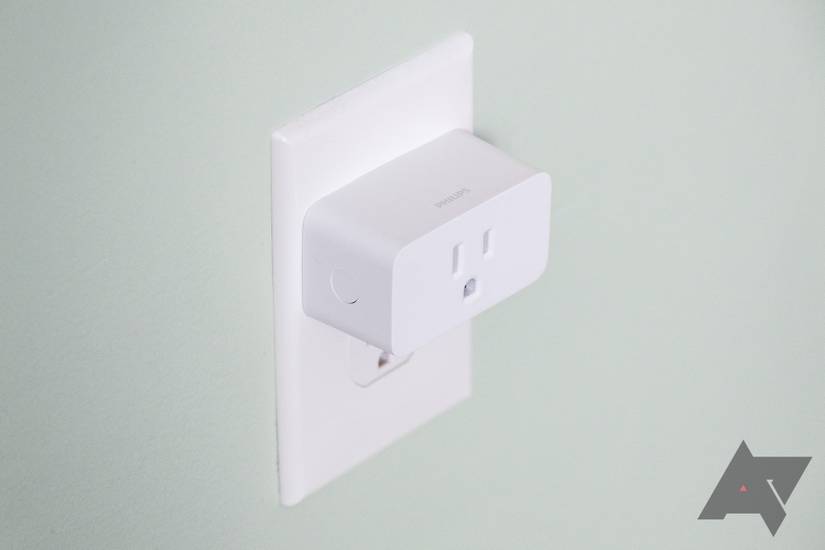 Philips Hue Smart Plug review: No Bridge, no buy