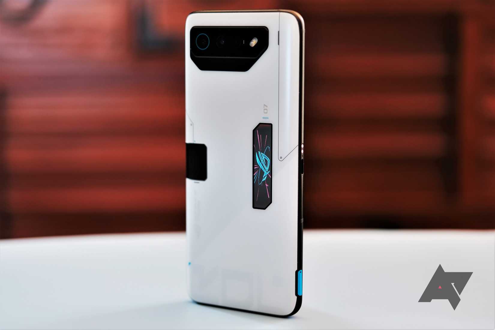 Asus ROG Phone 8 Pro vs. ROG Phone 7 Ultimate: So much power