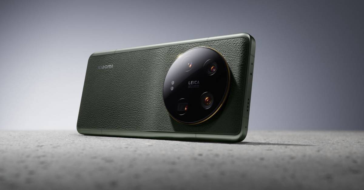 Xiaomi 13 Ultra raises the camera hardware bar with its variable