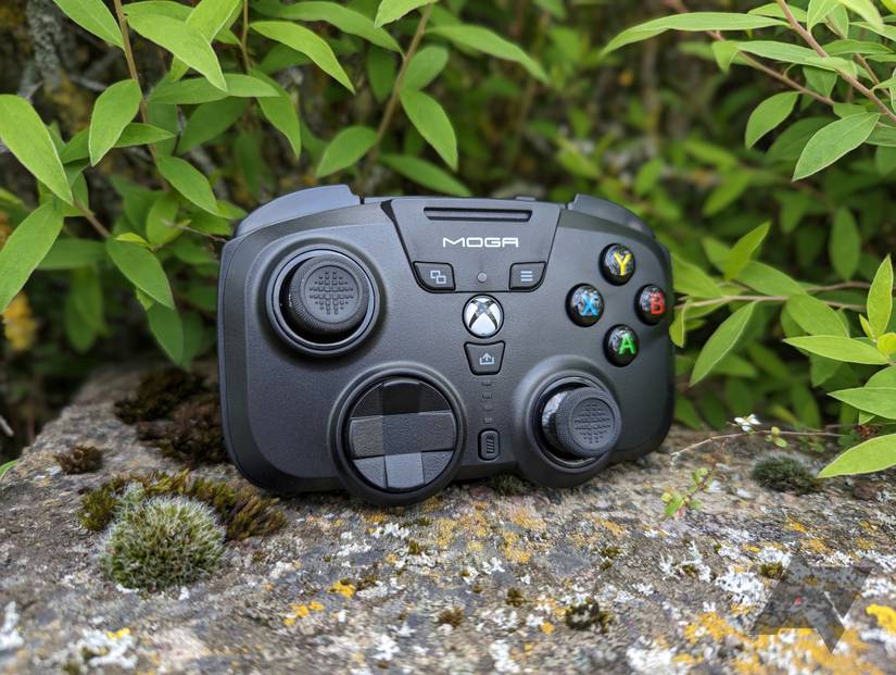 8BitDo Lite 2 controller review: Small and satisfying