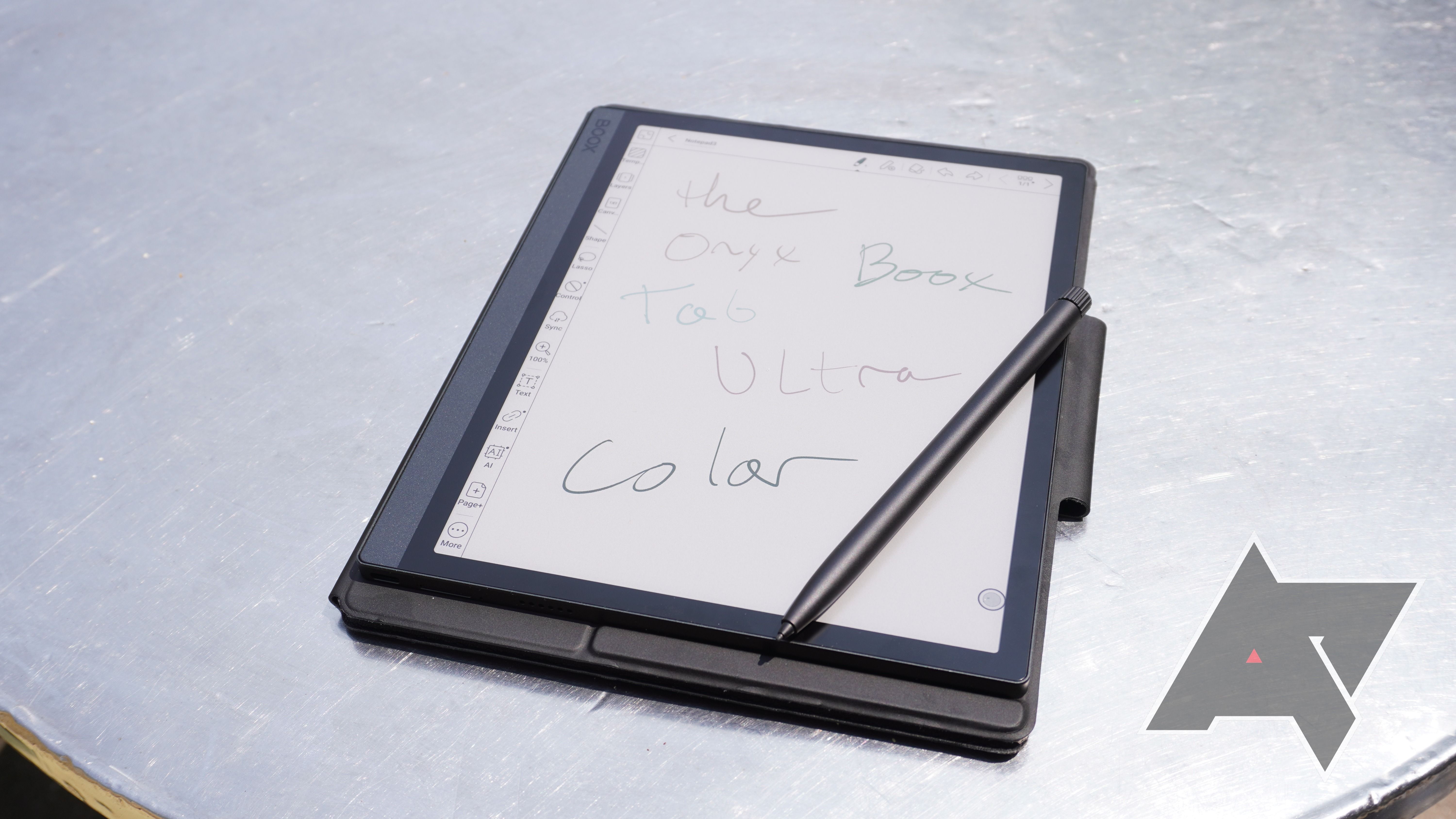 Does color E Ink actually matter, or is a black-and-white screen good ...
