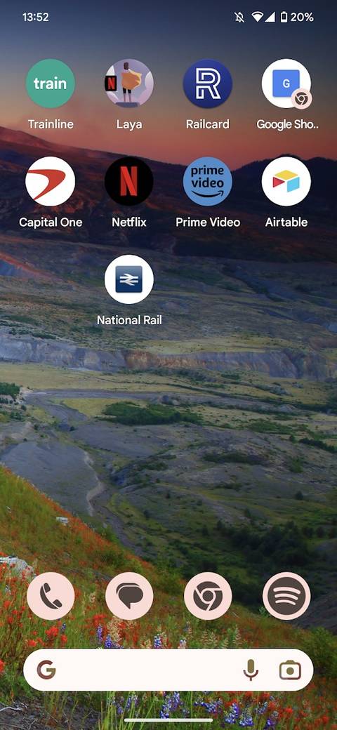 Meet my Android screen of shame, where all my non-themed apps live