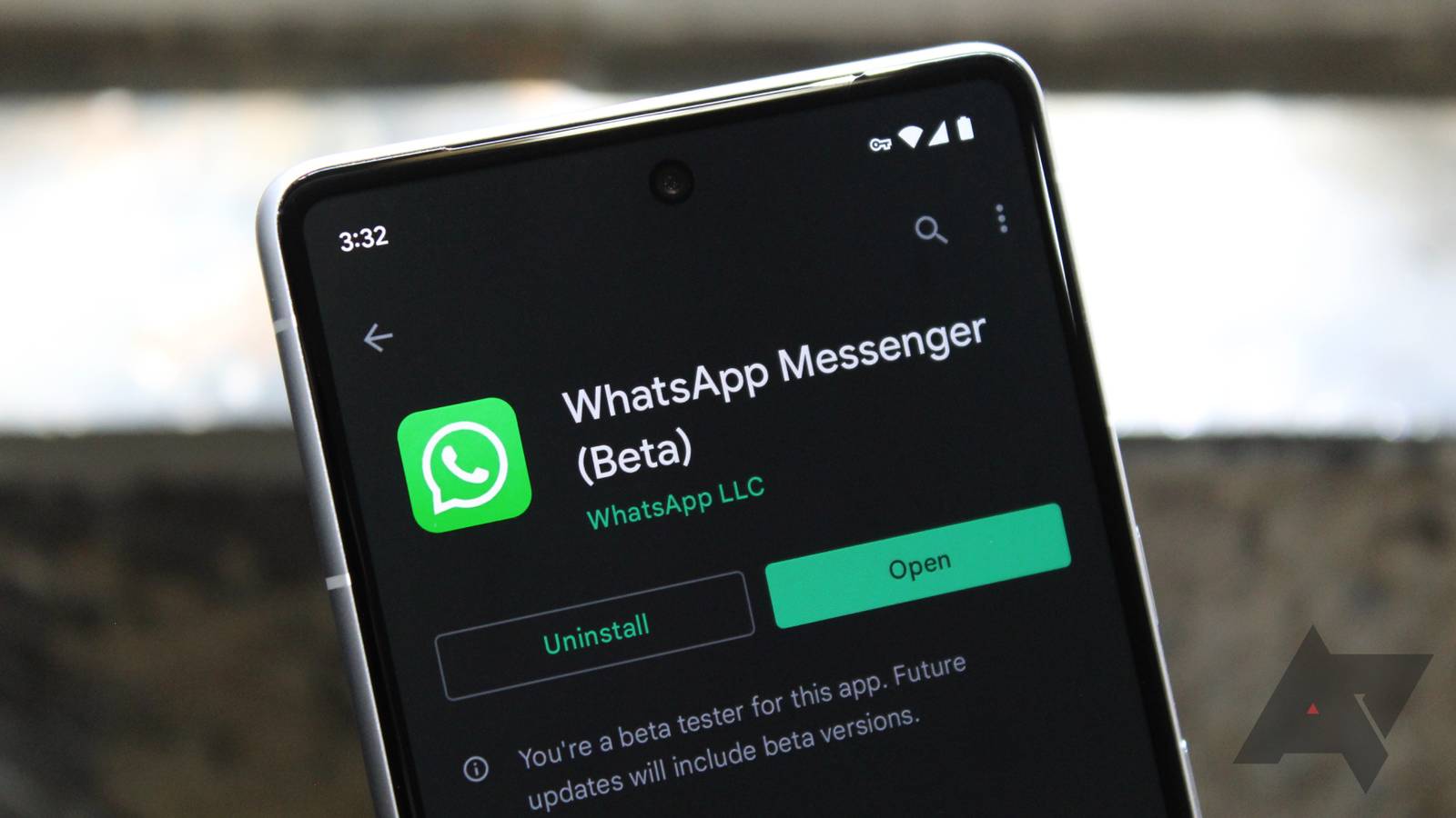 New WhatsApp Web Beta keeps your chats safe from prying eyes