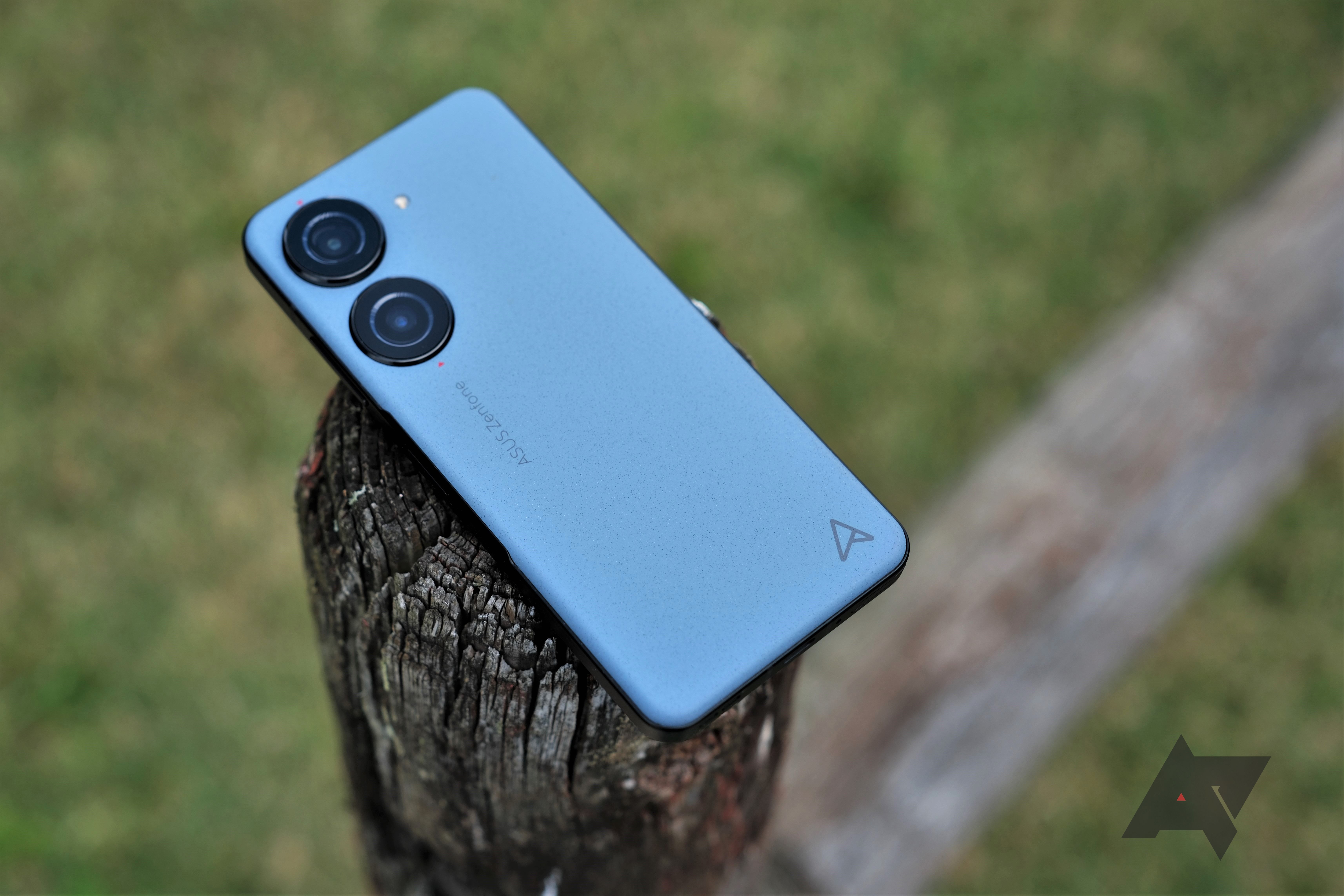 Asus Zenfone 10 review: The last of the (good) small phones