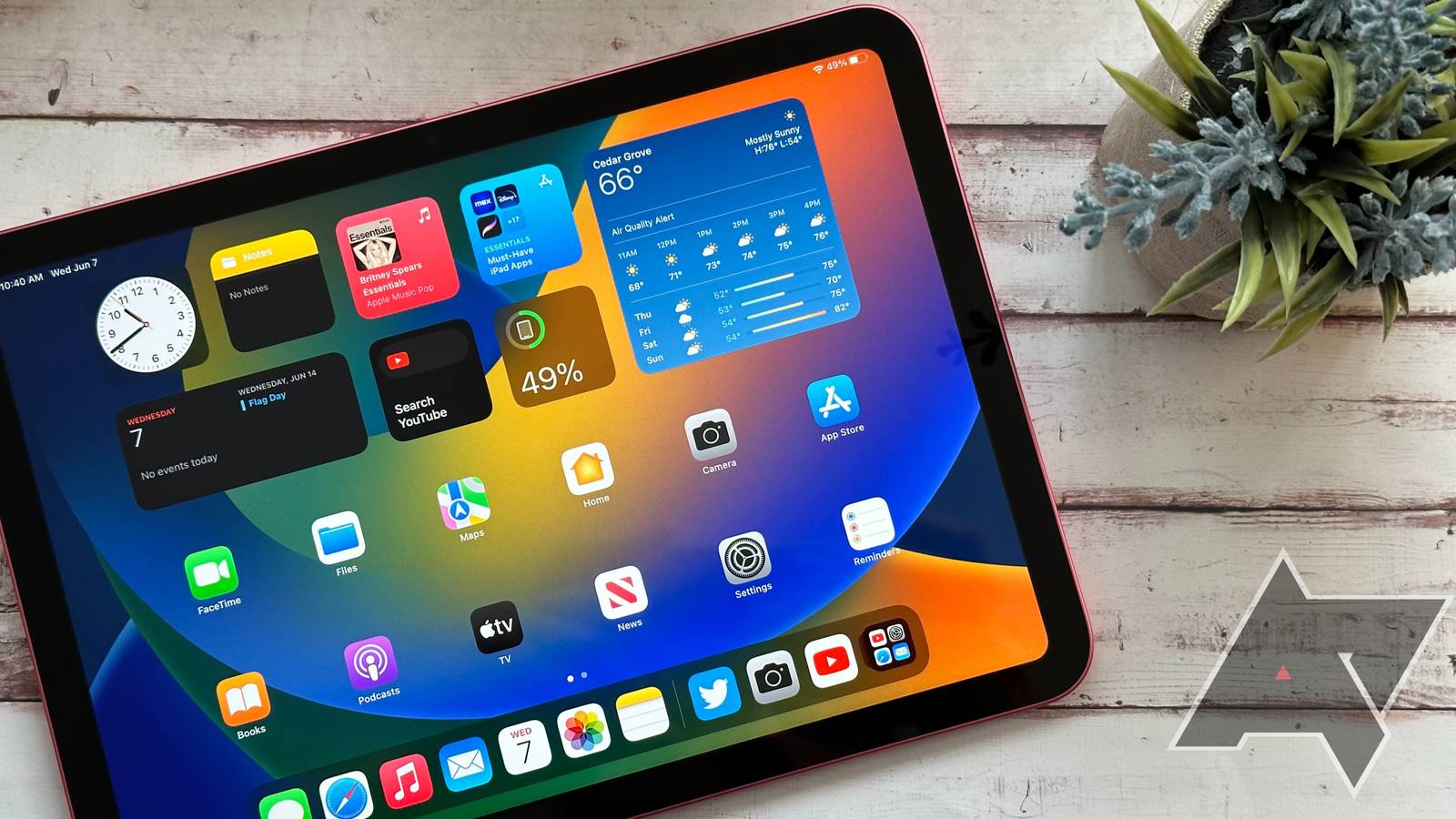 Apple iPad (2022) review: It just works - Main Image