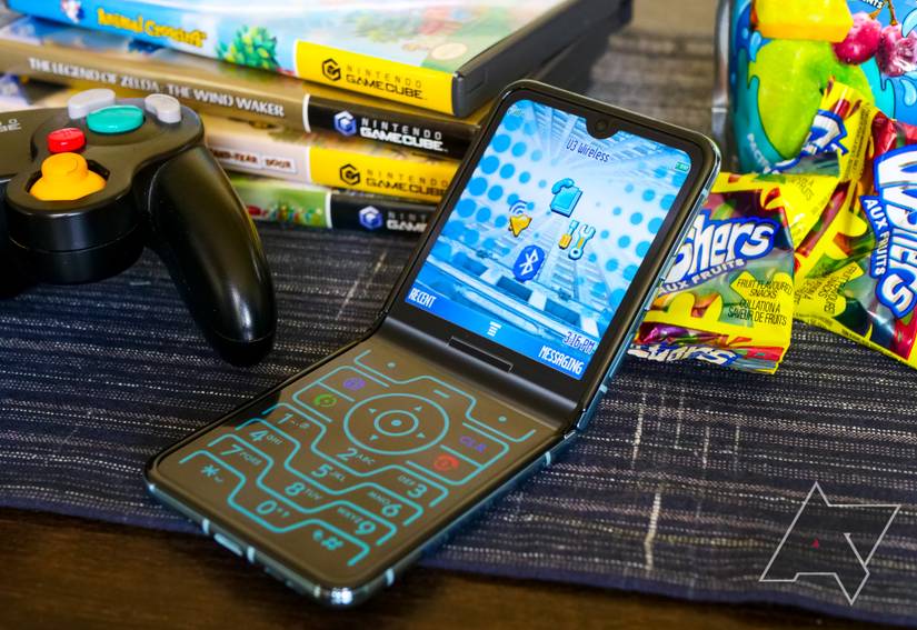 Motorola Razr (2023) vs. Razr+ (2023): New, fun, and flashy