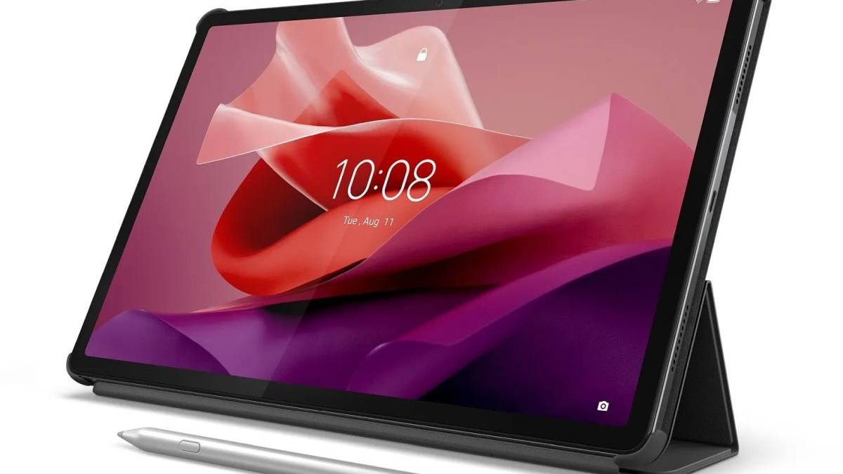Lenovo's latest tablet packs a massive screen on a budget
