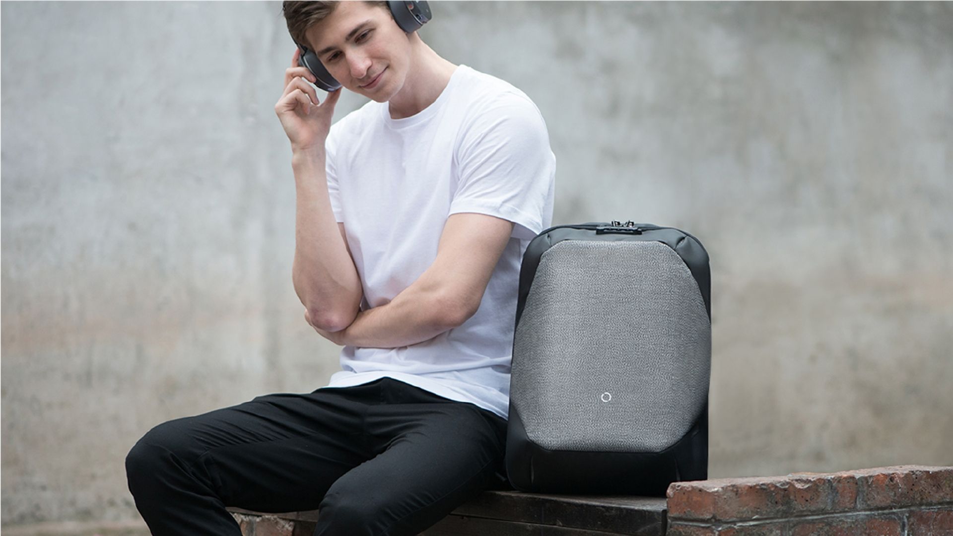 Best smart backpacks