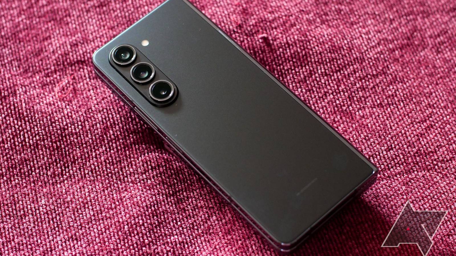 Samsung's Galaxy Z Fold may not have a 200MP camera after all