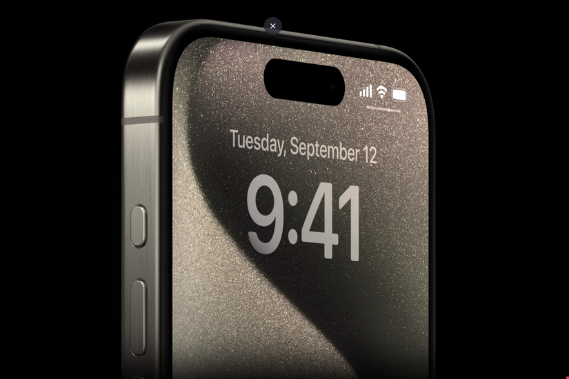 Apple iPhone 15 Pro Max vs. Google Pixel 7 Pro: iOS or Android