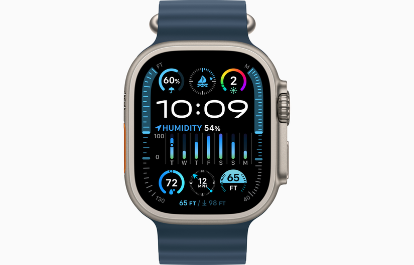 Apple Watch Ultra Samsung Galaxy Watch Classic: Circle or
