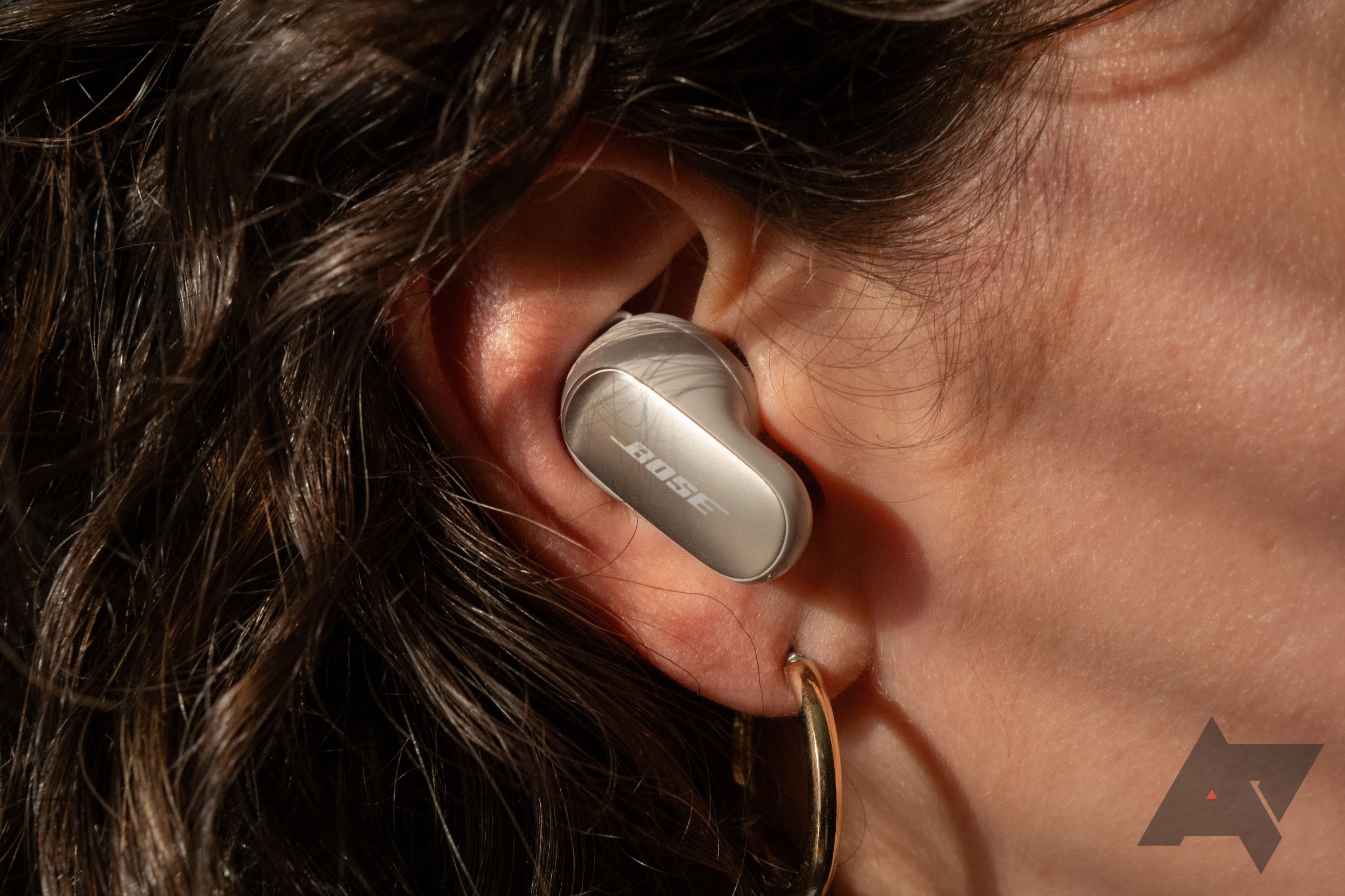 Model-specific steps for how to put Bose earbuds in pairing mode