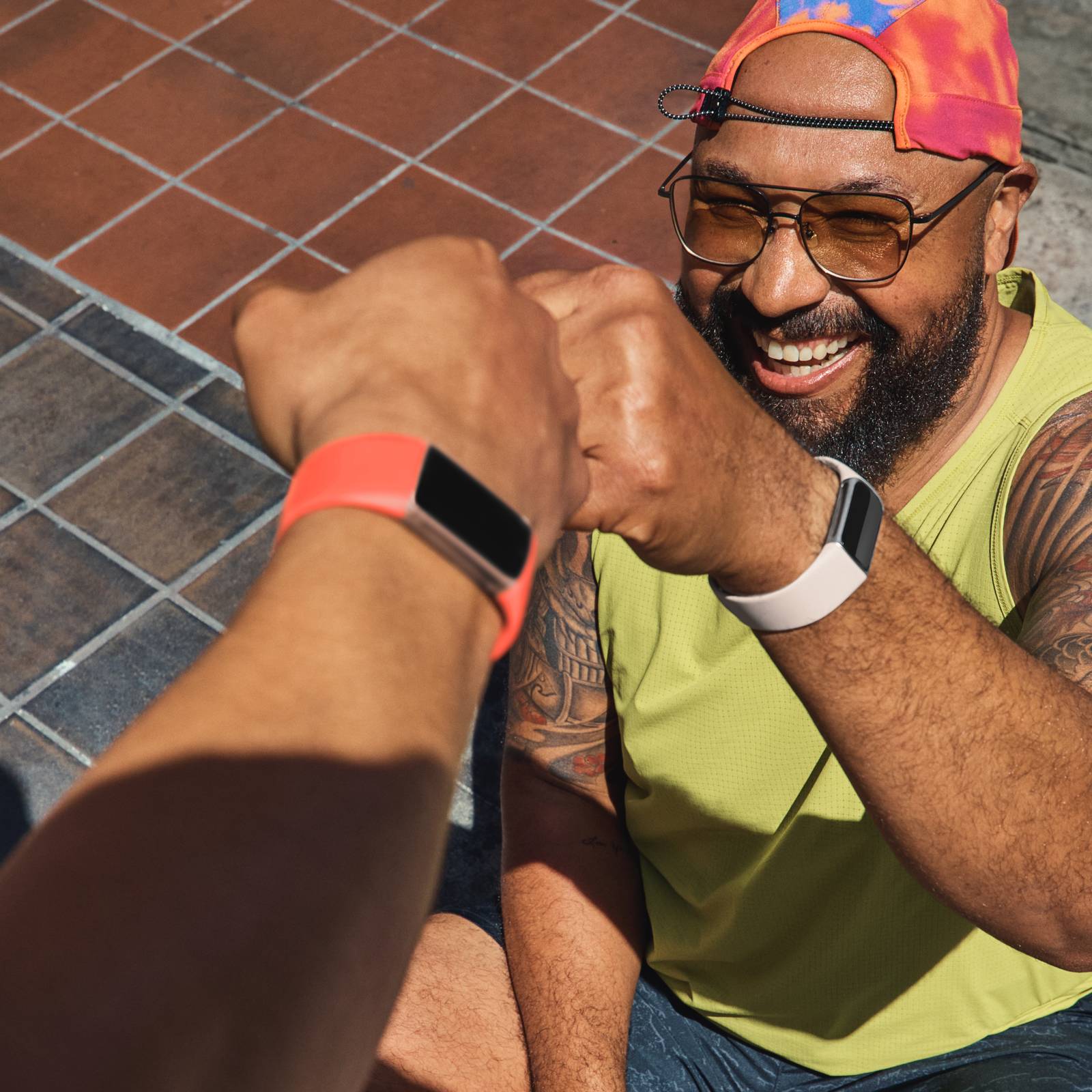 Does the Fitbit Charge use standard watch bands?