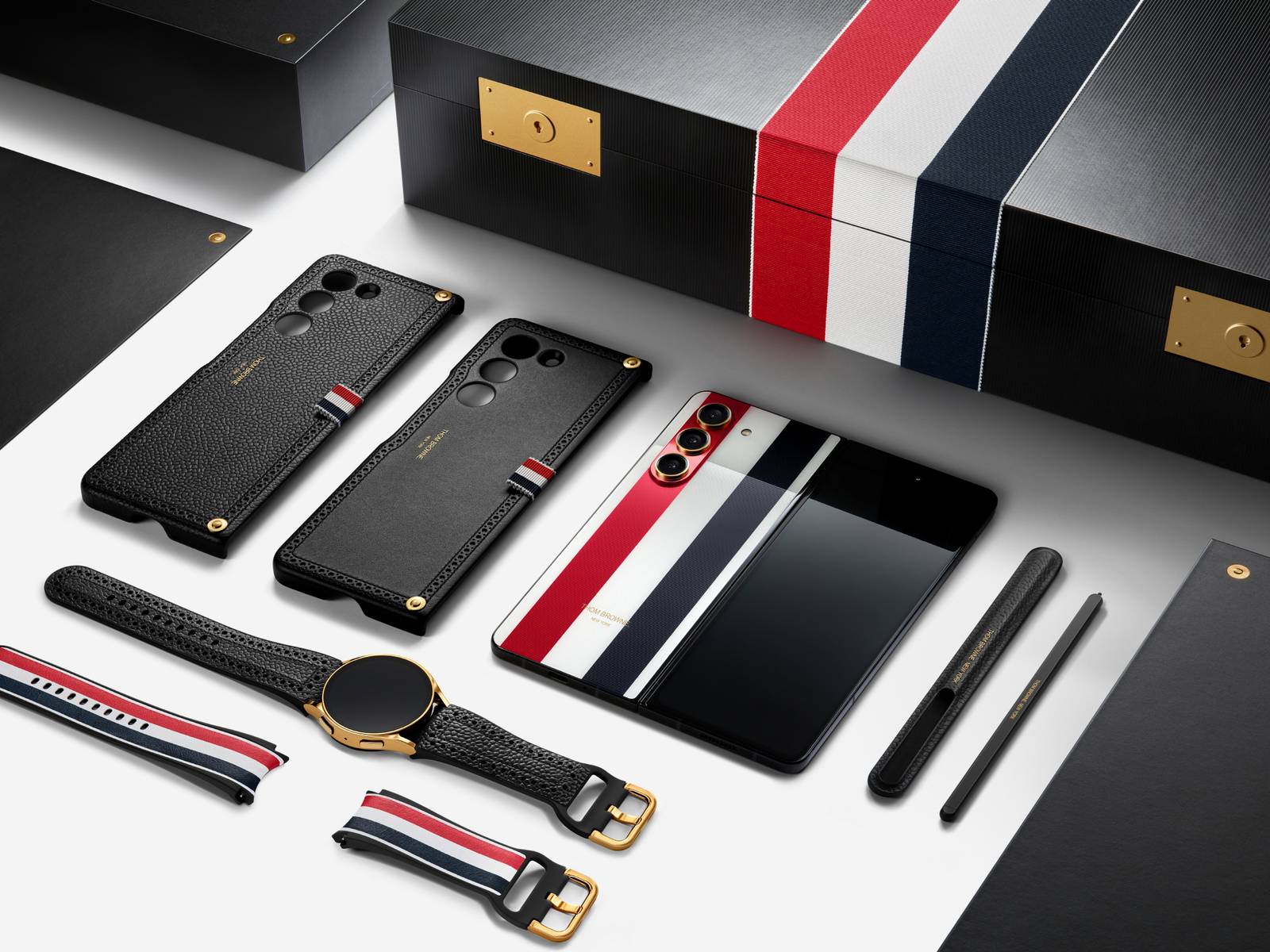 samsung-galaxy-z-fold-5_thom- 