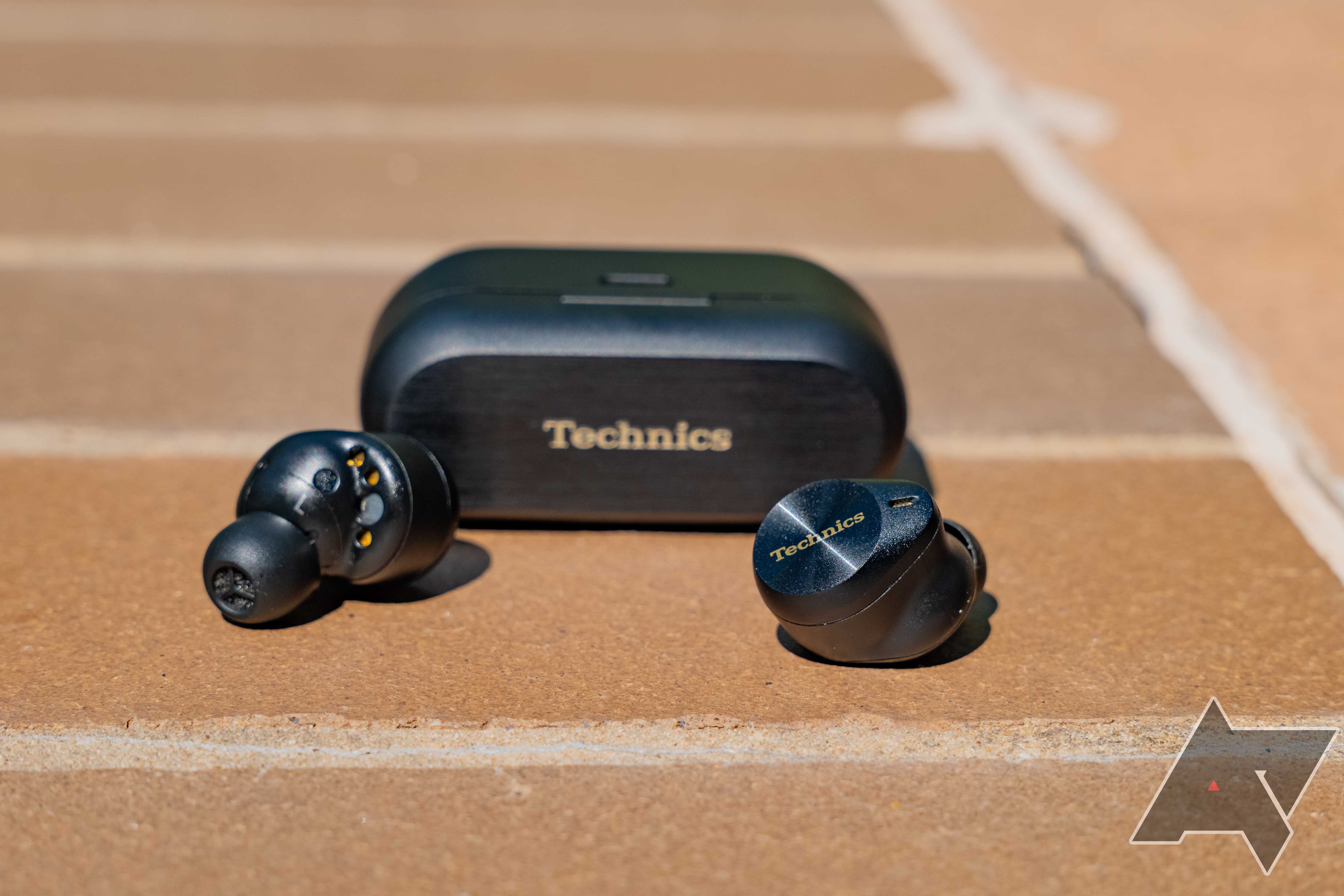 Technics AZ80 review: Flagship earbuds from a Hi-Fi legend