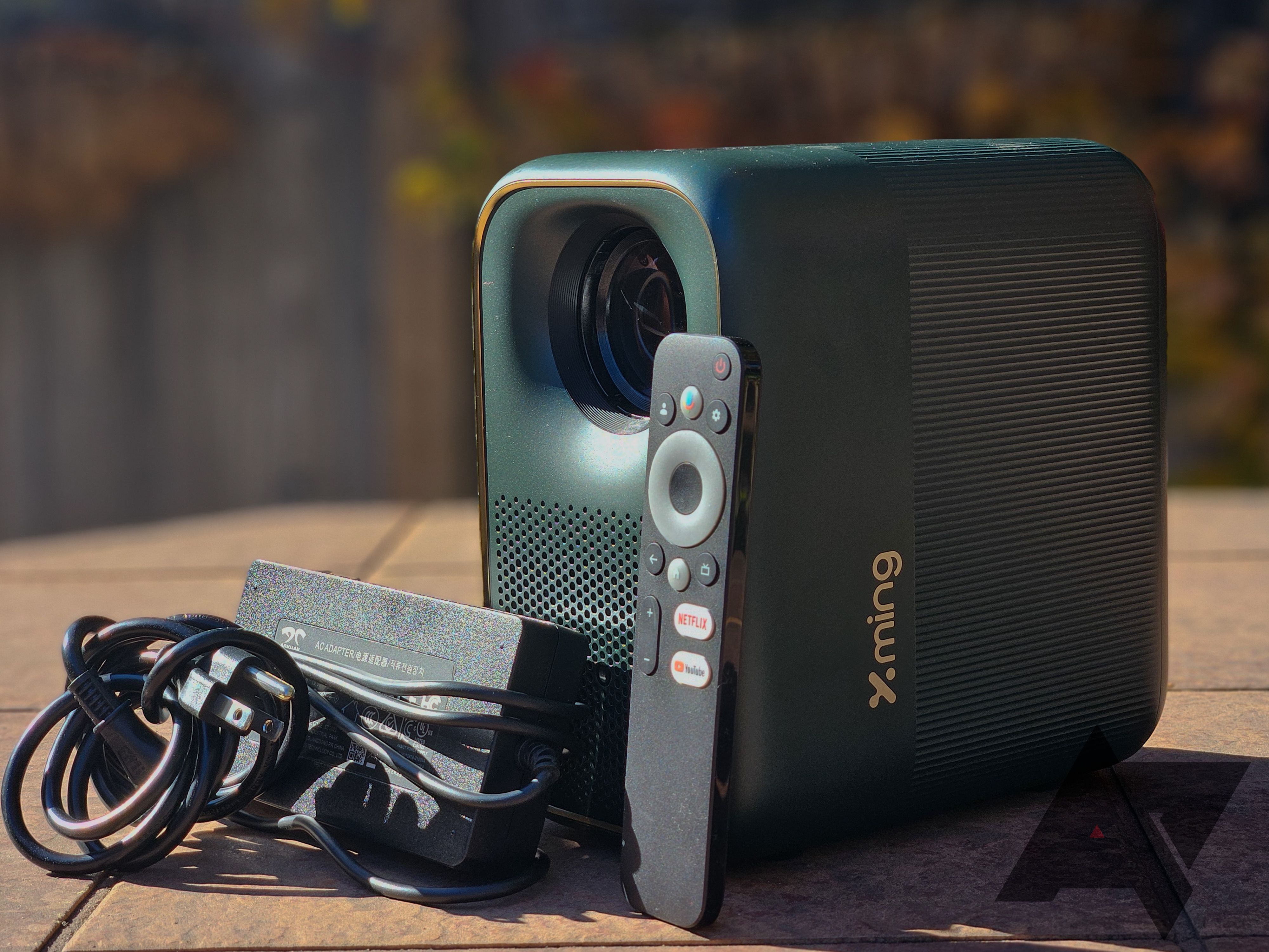 Formovie Xming Page One smart projector review: Smart, stylish