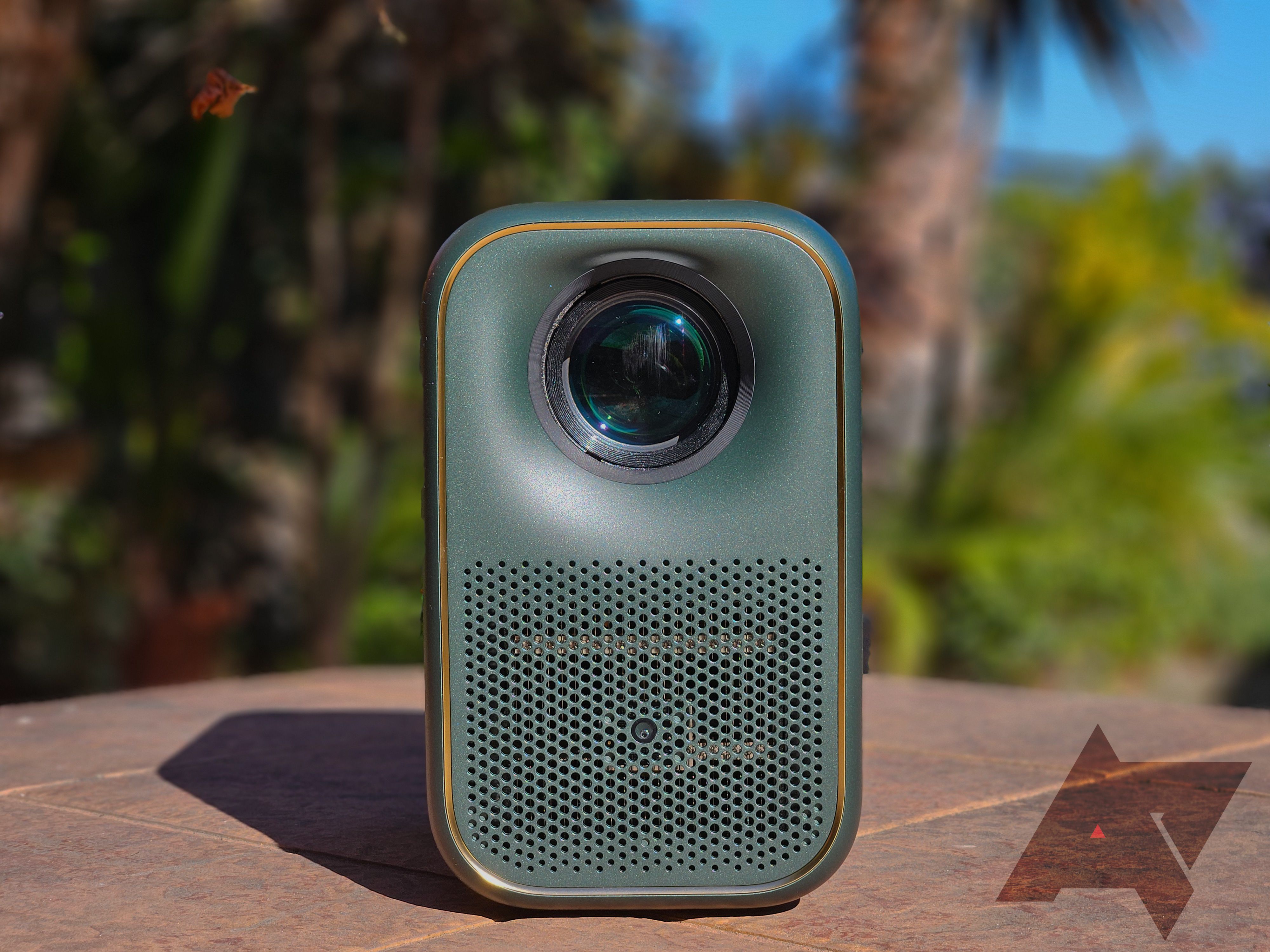 Formovie Xming Page One smart projector review: Smart, stylish