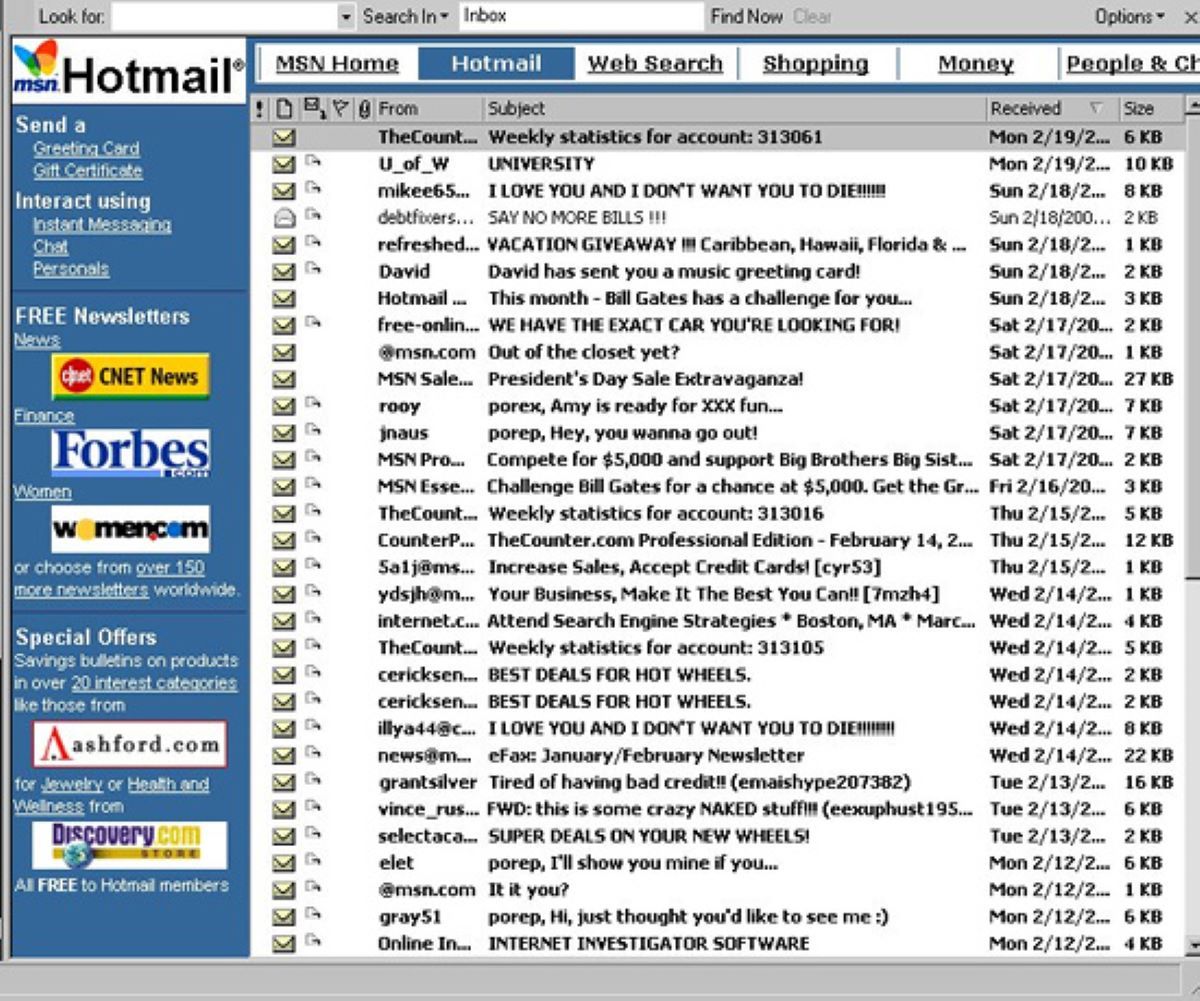 A screenshot of Hotmail from 2001, showing lots of emails on the right and ads in a pane along the left.