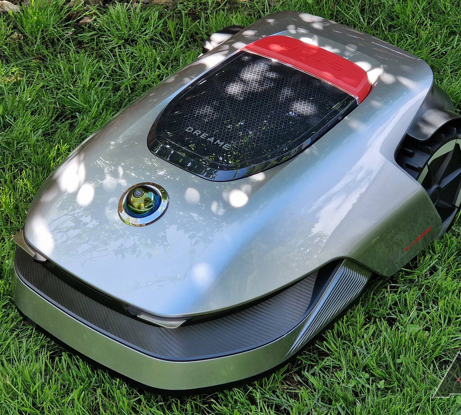 Dreametech Robotic Mower A1 review: Revolutionizing lawn care