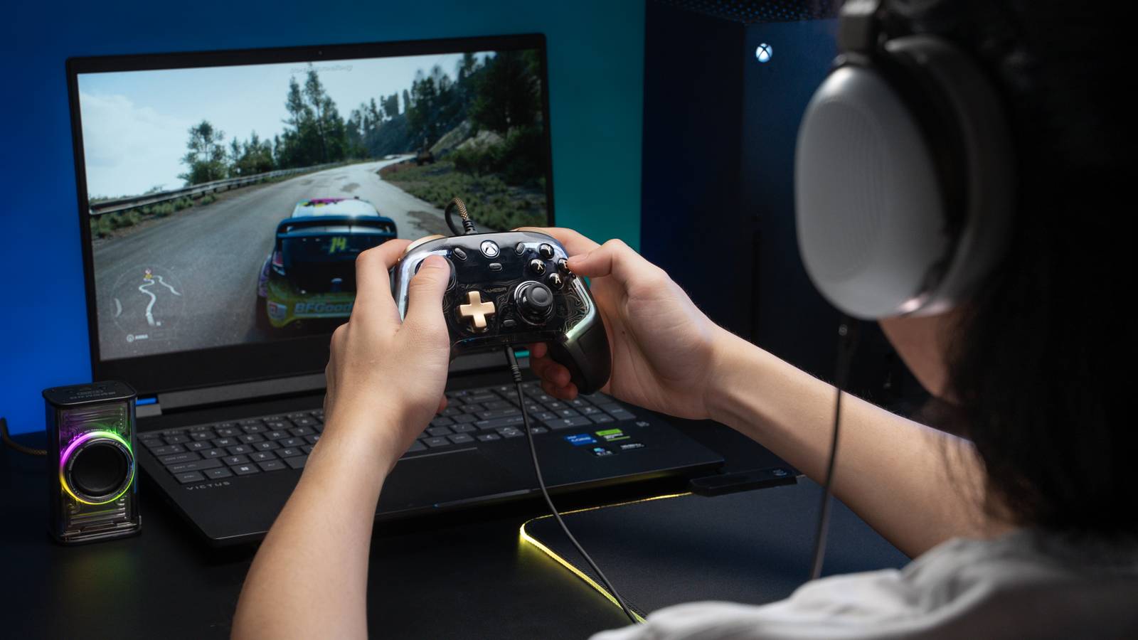 New officially licensed Xbox controllers from GameSir feature hall ...