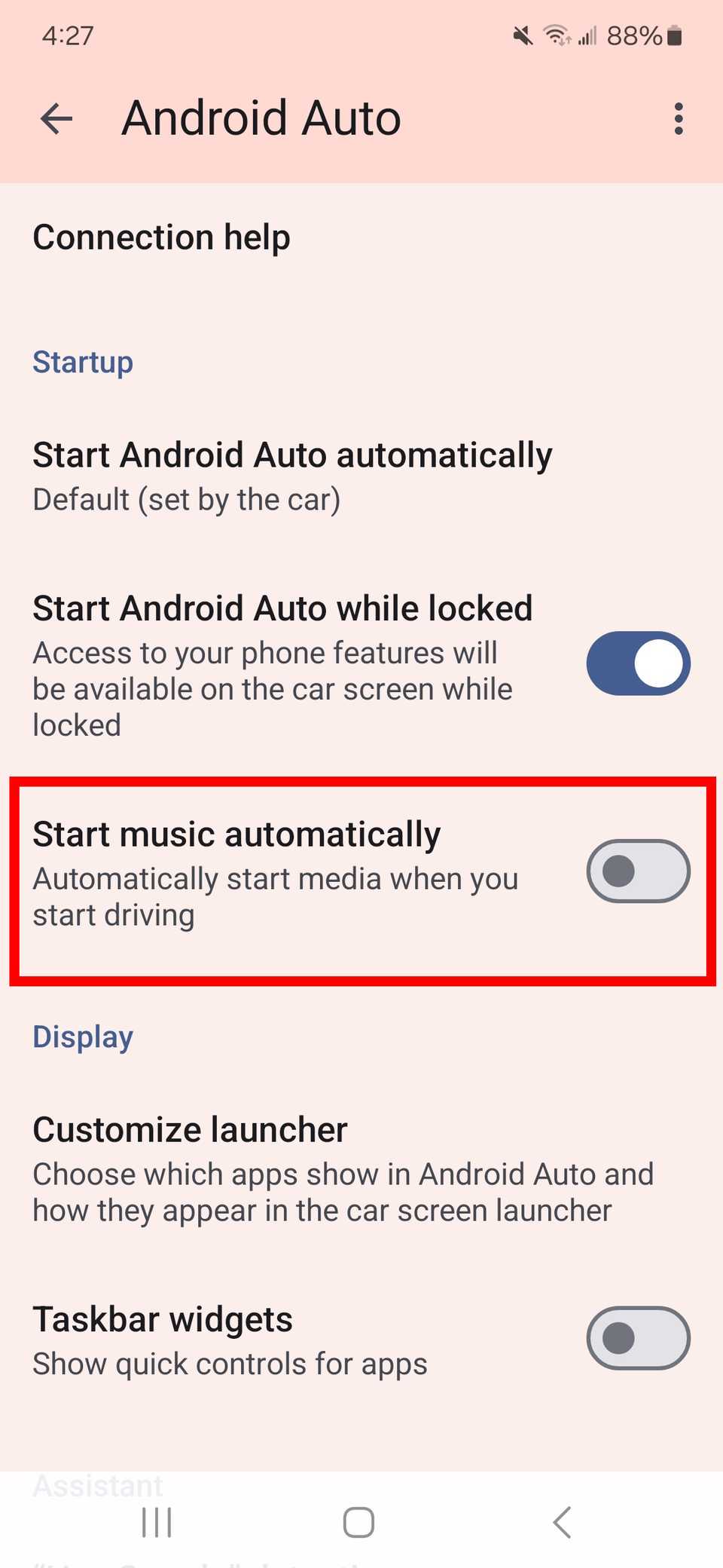 يتم تبديل مخطط المستطيل الأحمر فوق تشغيل الموسيقى تلقائيًا في تطبيق Android Auto