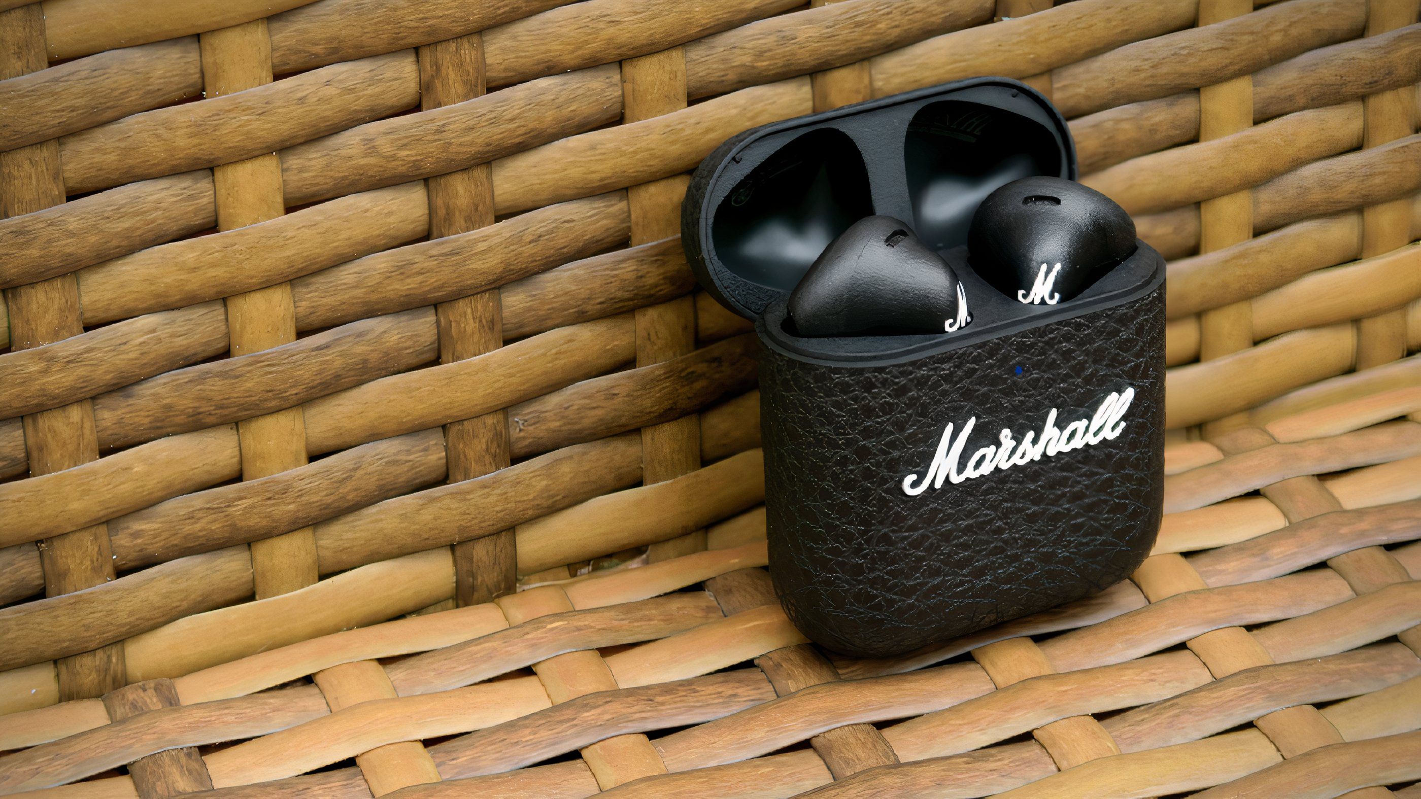 Marshall MINOR Ⅳ Marshall MINORIVBT Minor IV Wireless Earbuds - Black - Walmart.com