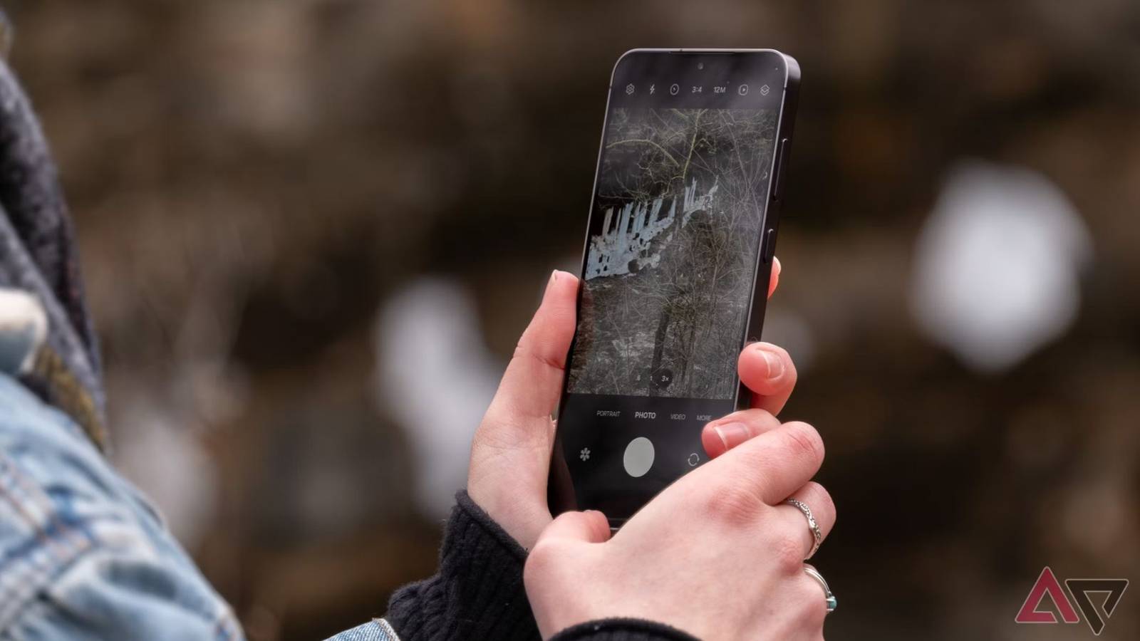 How to add grid lines to the Samsung Camera app