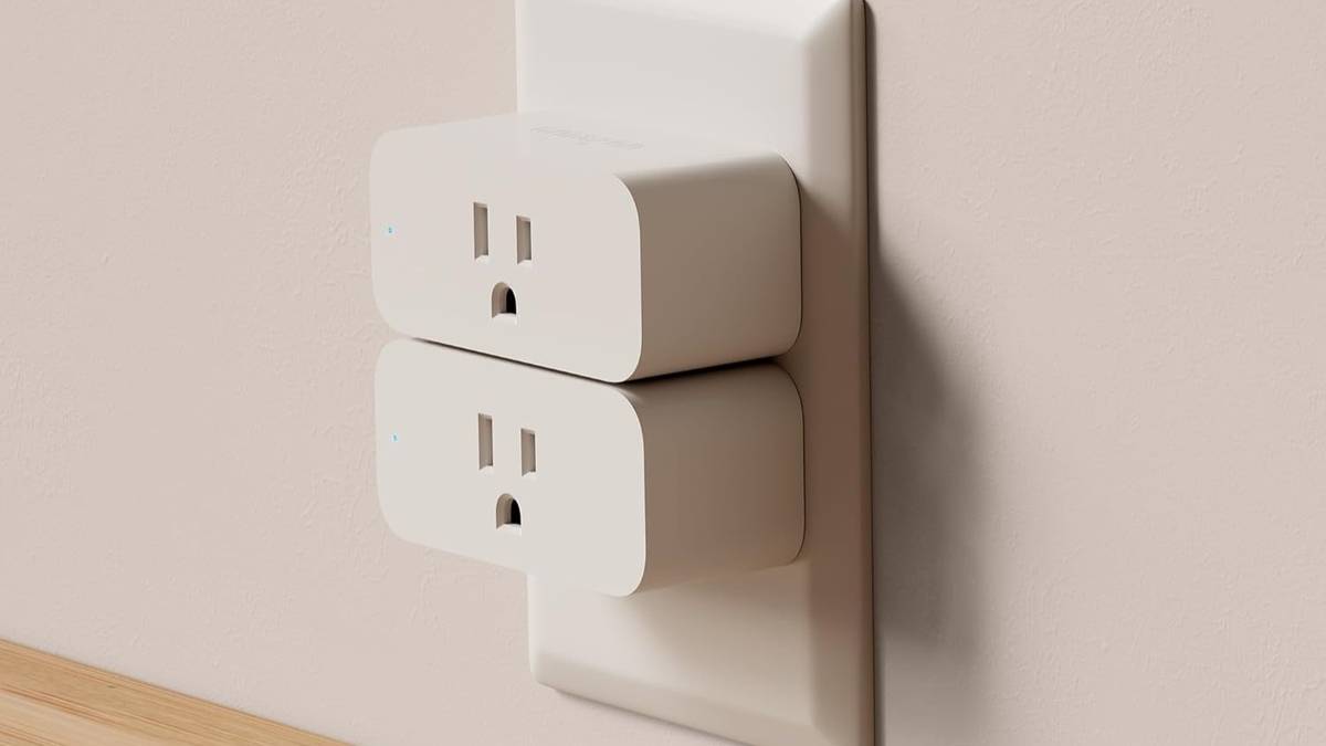 Make your home a little smarter for just $13 with a discounted smart plug