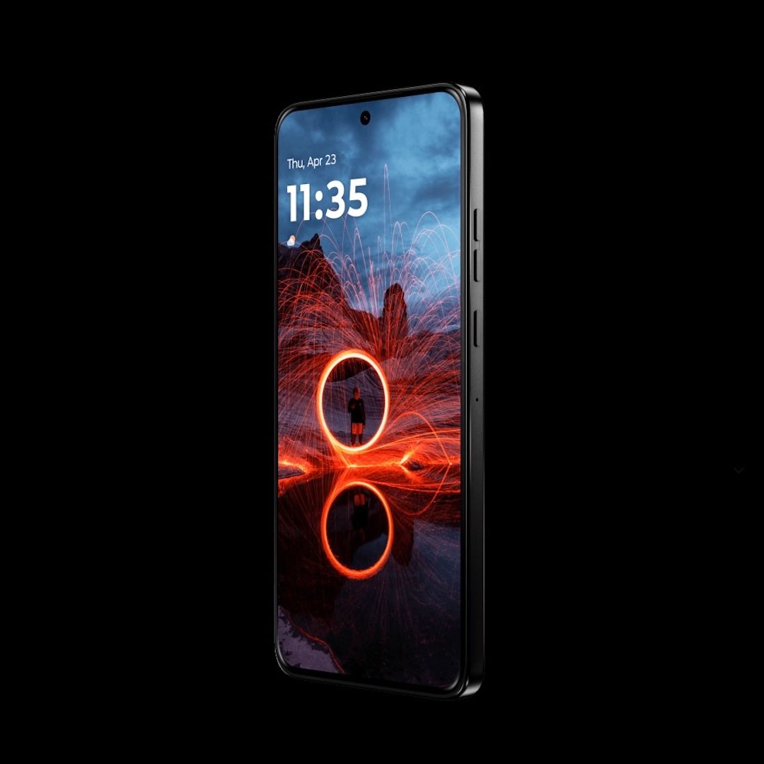 Motorola unveils the ThinkPhone 25, a productivity