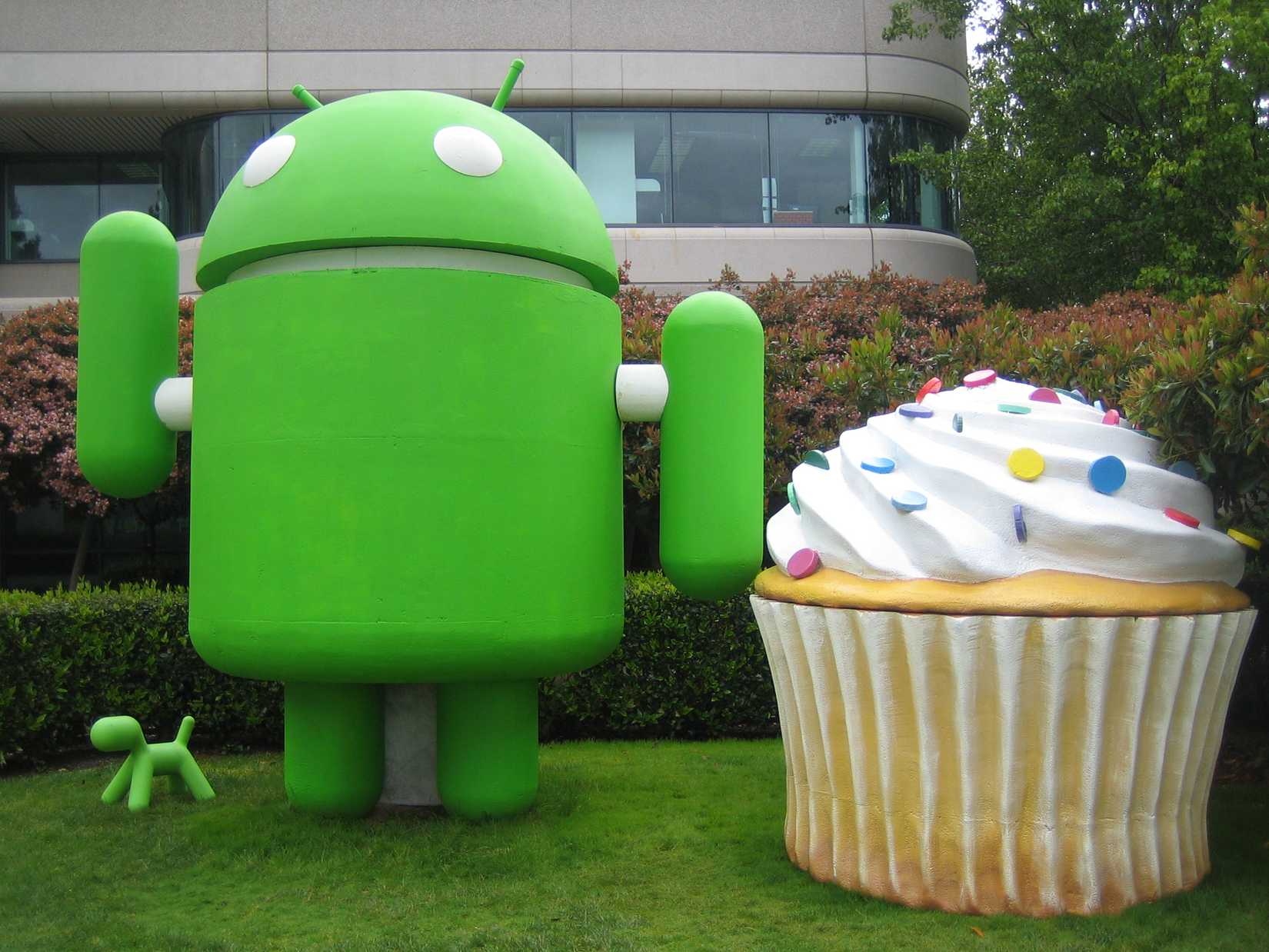 Cupcake Android retratado no googleplex