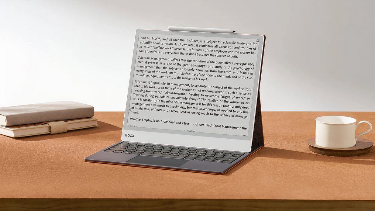 This mammoth Boox E Ink tablet is officially available in the US
