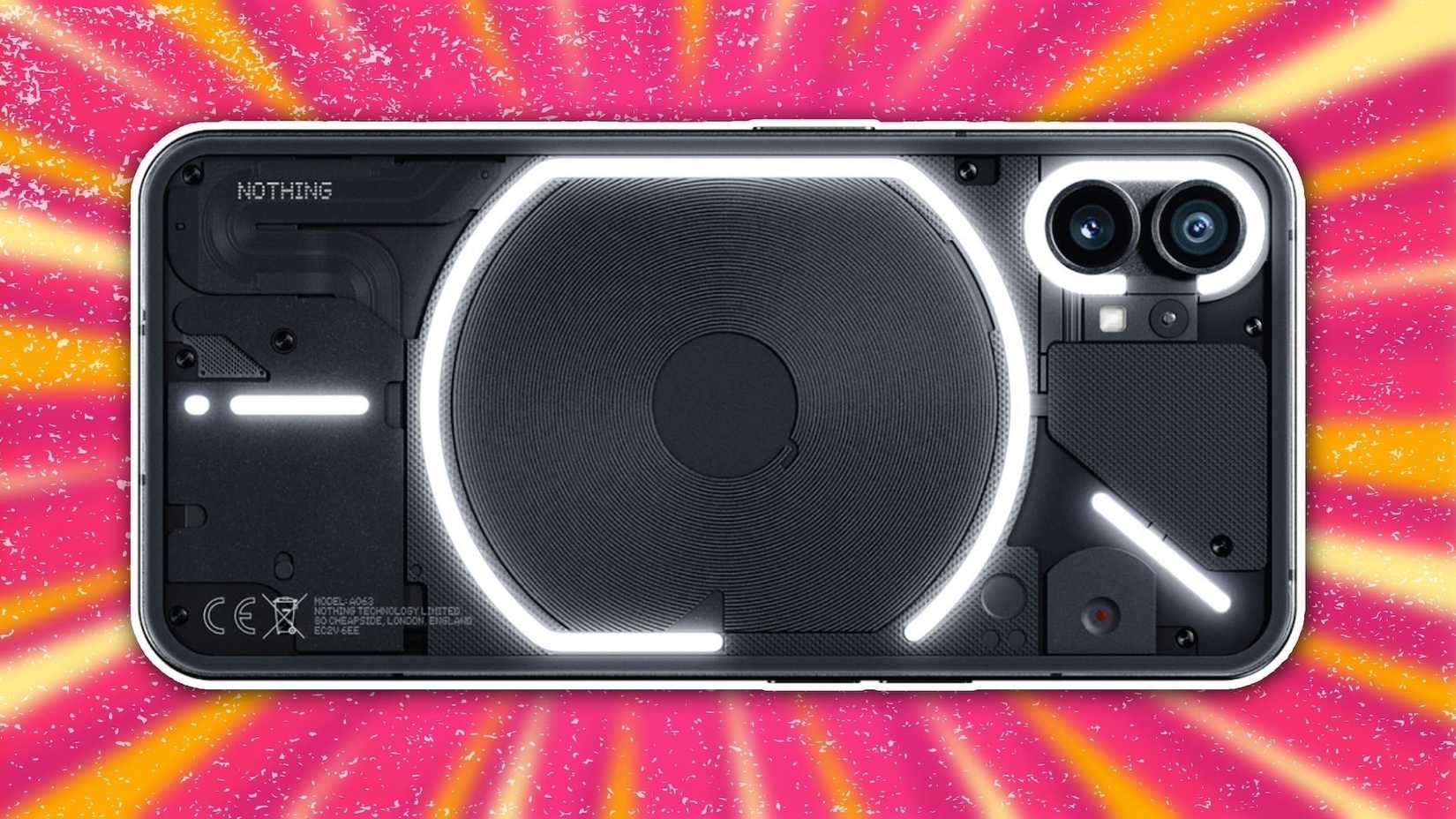 Nothing Phone posizionato orizzontalmente con le luci LED posteriori accese