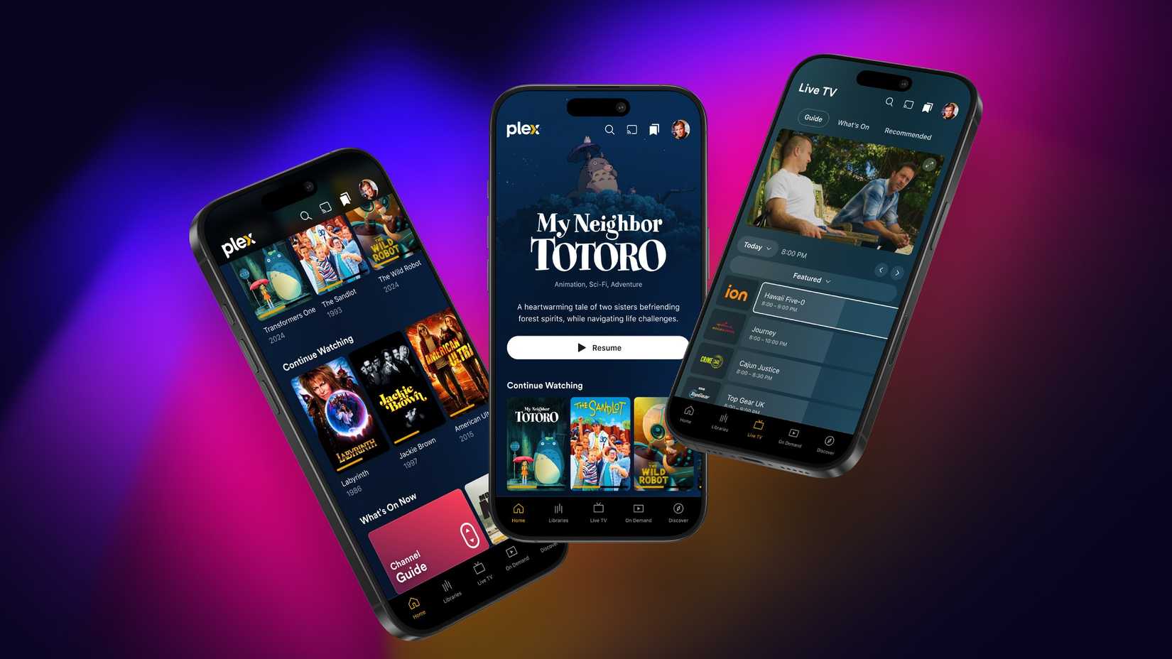 Tre iPhone che mostrano una nuova interfaccia Plex