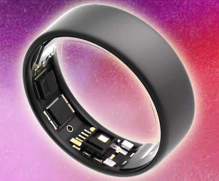 A smart ring showing the sensors