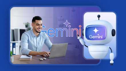 Um homem trabalhando em seu laptop, com um robô de IA ao lado dele segurando o logotipo da Gemini.