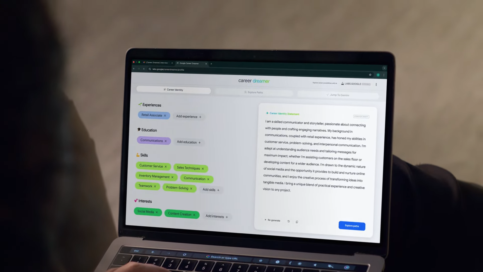 لقد ساعدتني ميزة Google التي تم الاستخفاف بها في التوفيق بين الوظائف ومهاراتي 5 شاشة كمبيوتر محمول تعرض موقع Grow with Google - Career Dreamer