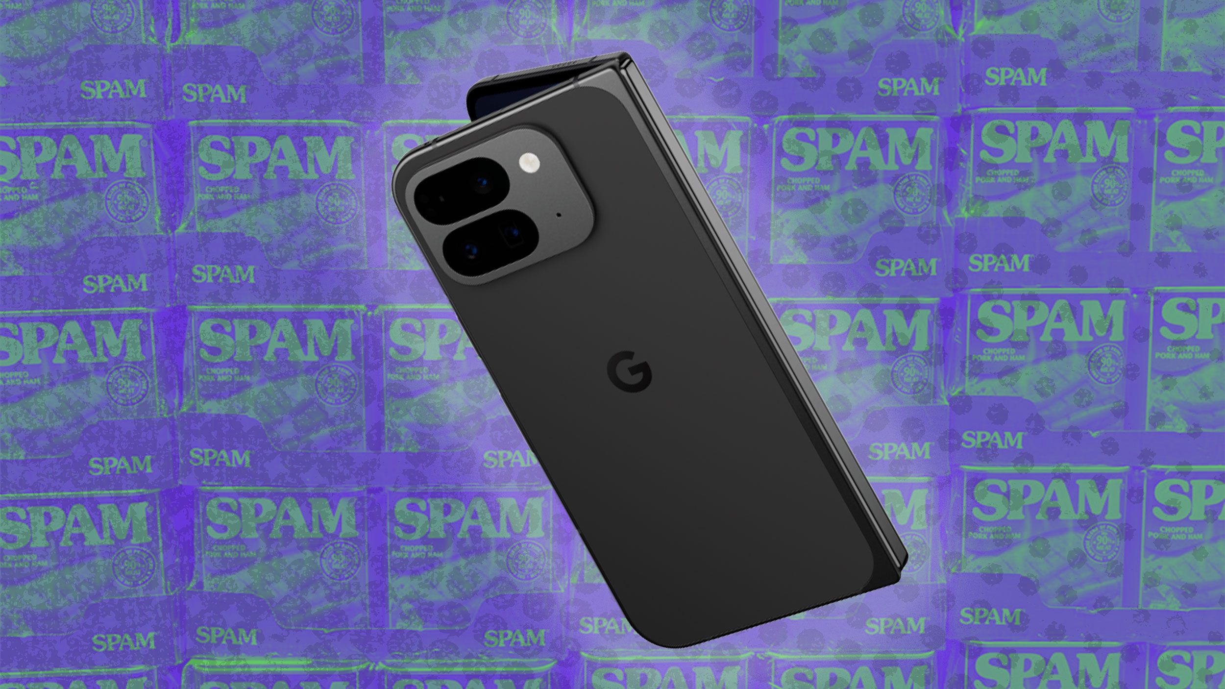 Pixel Fold sopra lo sfondo dello spam